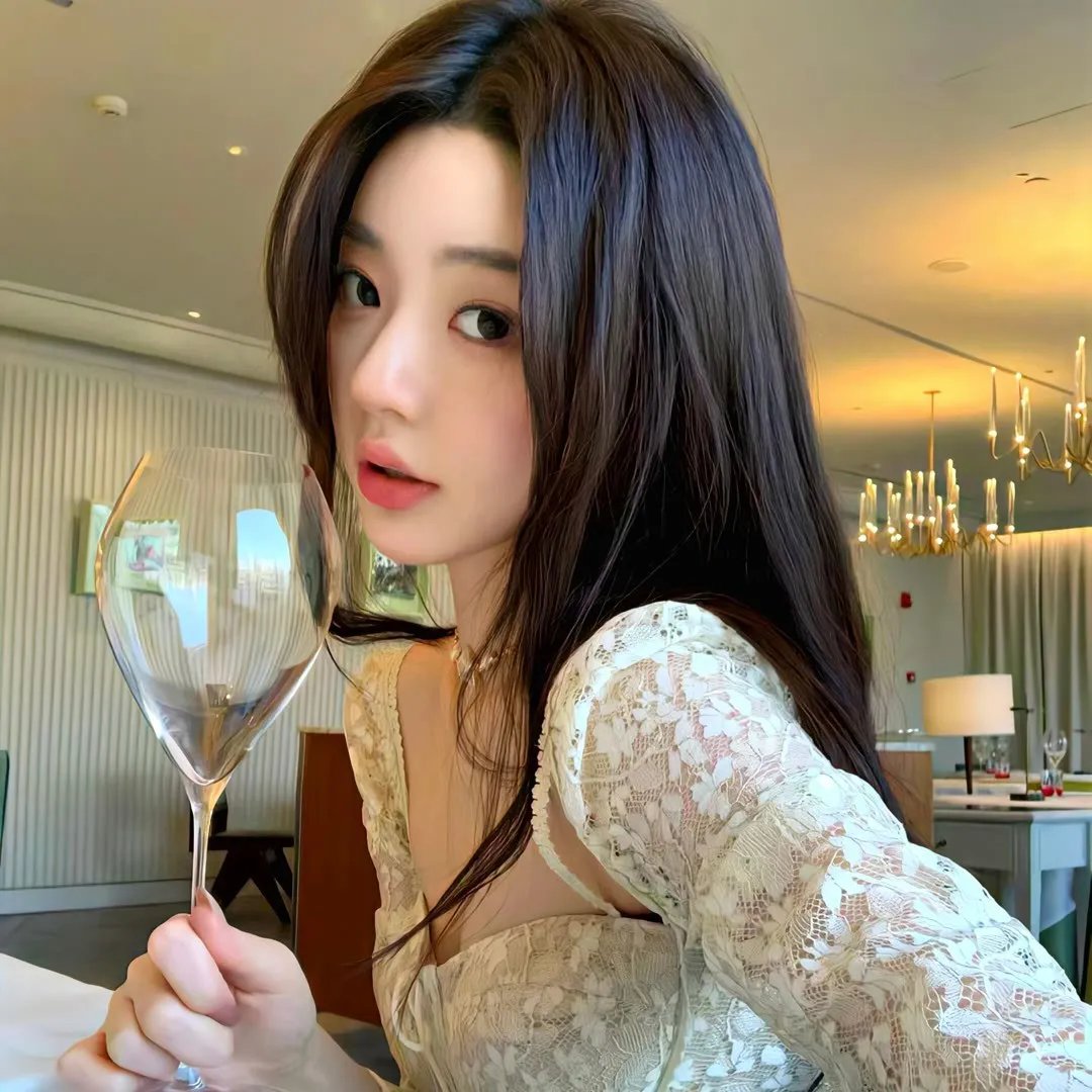 穿进电视里当后妈